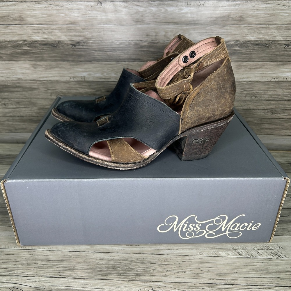 Miss Macie Mercy Me Leather‎ Ankle Boots Black Brown Size 8.5 Distressed Cowgirl